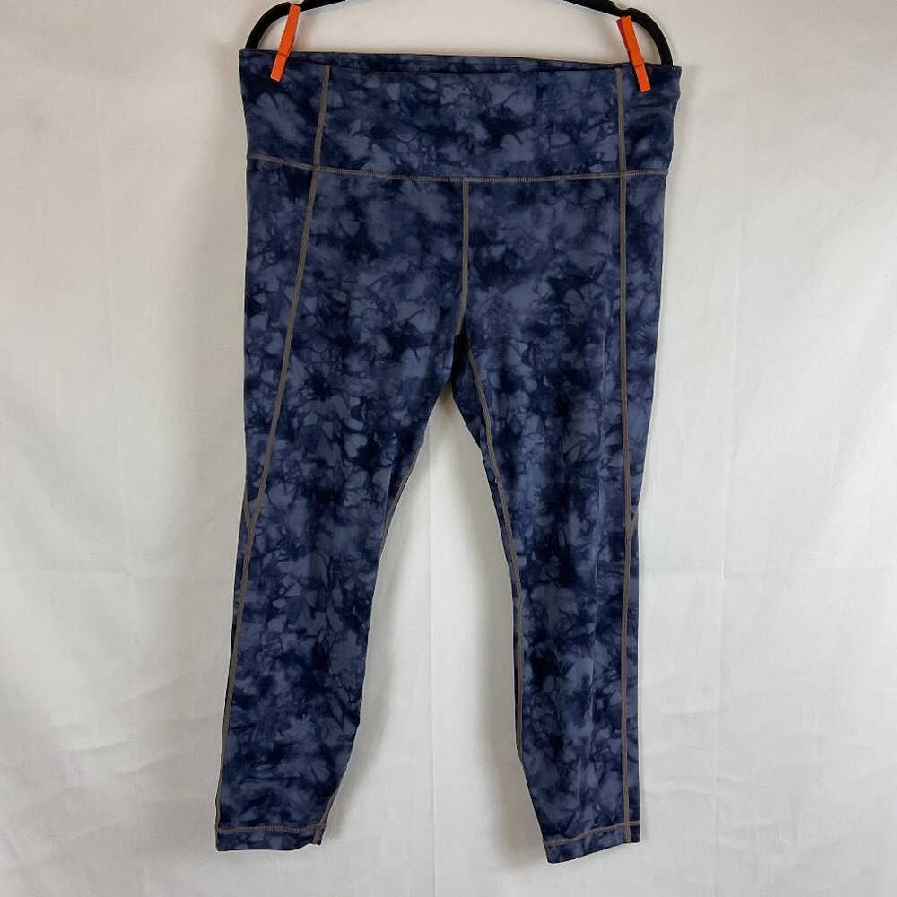 Athleta 7/8 Salutation Powervita Blue Tie-Dye Leggings
